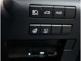 お車の取扱説明書・メンテナンスノート(記録簿)もございます。トヨタのディーラーで安心を買って下さい。当社は無理な勧誘は致しません。まずはお客様からのお問い合わせを心よりお待ちしております。