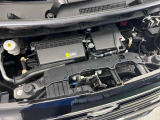 【エンジンルームも清掃済】エンジンルームなどの細部まで清掃しております。