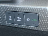 Audi豊橋では、ビデオ通話でのオンライン商談を実施しております。ショールームにご来場いただかずに各種サービスをご提供できますので、お気軽にお問合せくださいませ。