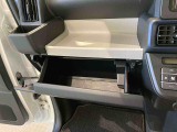納車前にはプロのメカニックが点検、整備を行いますので安心してお乗り頂けます!!