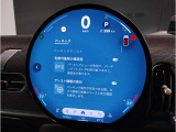MINIのメーターパネルは円をコンセプトにデザインされております。おしゃれで愛嬌のあるMINI独自のデザインに惹かれる方は数多くいらっしゃいます。