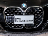 BMWでは古くから4つのリングが伝統のヘッドライトで御座います。