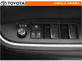 電動格納ミラーは、スイッチで簡単操作!狭いスペースでの取り回しや駐車時に大変重宝します。