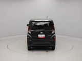 当社は購入後のアフターケアを大切にしております。納車後、1ヶ月無料点検誘致、半年ごとにあんしん点検、12ヶ月法定点検の誘致をします。また車検までの点検をセットにしたメンテンンスパスポートを販売中です。