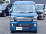 私共展示場では日産神奈川お客さまからの下取車(主に1オーナー/修復歴無車両)を中心に、弊社新車販売店舗での試乗車/社有車※(※基本禁煙車)等、日産ディーラーならではの上質なおクルマを販売しております。