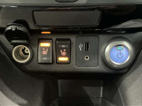 運転席、助手席シートヒーターを装備☆USB電源も装備してます♪