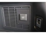 便利な家庭用電源(100Vコンセント)も装備しています。