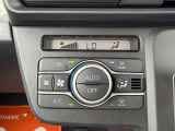 新品ナビもお車ご購入時にオプションで付けて頂けます♪様々な機能があり目的地までのルート案内等をしてくれますので道に迷うことなく目的地まで到着できます♪