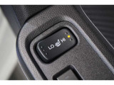 シートヒーター装備付き車!!座席に埋め込まれた電熱線によりシートを暖めることが出来る装備で、温められたシートは、寒い冬には最適です!!