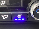暑い夏の時期にとっても快適なシートベンチレーションを装備!シート内部に取り付けられたファンでシートの表面を換気して、涼しくしてくれます。