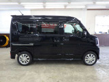 気持ち良く新しいカーライフがスタートできます様全車内外装クリーニングを実施しております。