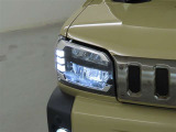 消費電力が少なく長寿命のLEDヘッドランプを装備しております。