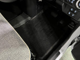 汎用マット付です。