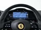 Apple CarPlay、Android Autoに対応しており、ご自身のスマートフォンのナビやミュージックアプリなどを使用可能でございます。