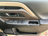 運転席側パワーウィンドウスイッチです