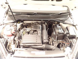 1.4L TSIエンジン搭載。力強い加速と鋭いアクセルレスポンスで、爽快な走りを思いのままに楽しめます。
