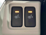 寒い日のドライブを快適にする運転席&助手席シートヒーターが付いてます