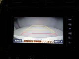バックモニター装着車は後退時の強い味方です♪車庫入れや縦列駐車の際、後退操作の参考になるガイドラインをナビ画面に表示します。