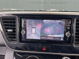 【アラウンドビューモニター】このように真上から見下ろしたような映像が映し出されるため駐車やバックが苦手な方でも安心して行うことが可能となります!!