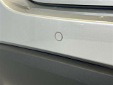 ICSです。目の前の壁との衝突を避ける事を最優先に、ドライバーがアクセルを踏んでもブレーキを自動でかける安全装備です。