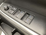 もちろん、パワーウィンドウも付いています♪ワンタッチで窓の開閉が可能です。