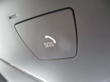 SOSコール装備です。緊急時は遠慮なく押してください。BMWメーカーエマージェンシーに直結致します。
