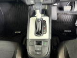 電子制御パーキングブレーキ・オートブレーキホールド搭載!信号待ちや渋滞時の運転負担を軽減♪ECONモードも備え、毎日のドライブを快適にサポートします☆