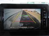 バックカメラ付きで安全に駐車も楽々こなせます!!