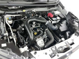 普段はあまり見ないエンジンルーム内も綺麗に仕上げています。見えないところも清潔に保ちたいですよね。