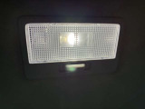 ルームランプは明るいLEDを採用しております。