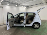 ご契約の際【軽自動車の場合】発行から3ヶ月以内の住民票・認印【軽自動車以外の場合】発行から3ヶ月以内の印鑑証明・実印をご持参いただけるとお手続きがスムーズです