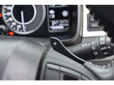 ステアリングには手をはなさずにシフトチェンジがおこなえるパドルシフトが付いています!マニュアル車のような感覚で操作することが出来ます。運転の楽しみが広がります!
