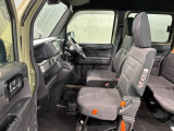 豊富に在庫を取り揃えています。 軽自動車からミニバン、セダン、SUV、話題のハイブリッド車などなど続々入荷中です!
