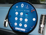 Apple CarPlayやAndroid Autoなど様々なアプリケーションがインストールされています!