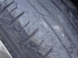 【タイヤの溝は御覧のとおりです】タイヤ代も金額が上がっておりますので、しっかりご確認ください!お気軽にお問い合わせくださいませ。