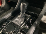 全てのトランスミッションのメリットを兼ね備えた理想的なAT、それがSKYACTIV-DRIVE(スカイアクティブドライブ)。「滑らかな変速」「ダイレクト感のあるシフトフィール」そして「低燃費」が特長です!