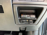 スマートに料金所を通過できるETC搭載してますのでご納車後直ぐに高速道路ご利用いただけます。
