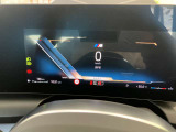『運転』に対するBMWのこだわりはメーターパネルにも表れております。視野性の良いメーターパネルは疲労感の軽減と、運転の楽しさをもたらしてくれます。