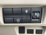 運転席まわりの画像です。