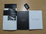 取扱説明書や保証書・整備手帳など、しっかり揃っております。