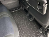 フロアマットもきれいな状態です。