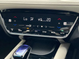 シートヒーターが装備されております。