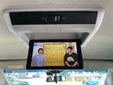 リア席モニター付きで後席でもテレビなどを楽しめます!!