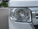 明るいLEDヘッドライトで、夜道も安心して運転して頂けます。