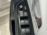 電動格納式ドアミラーと全席パワーウィンドウ付!欲しい装備はちゃんと付いています!