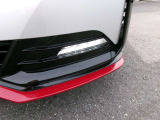 NISMO専用LEDフォグランプ。鮮やかな白光色で明るく照らします。