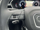 ●スイッチ類・ダイヤル類など細部までこだわりを感じ取れるインテリアです。Audiでは触感開発チームがございます。クリック感は操作する喜びを感じていただけます。