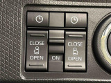 両側パワースライドドアウェルカムオープン機能 降車時にスイッチで予約しておけば、乗車時に電子カードキーを持ってクルマに近づくだけでパワースライドドアが自動でオープン♪