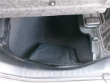 広々としたラゲージスペースを備えています。大きなものや長さのある荷物もしっかりと積み込めます。