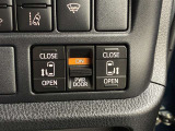 パワースライドドアの開閉スイッチです!運転席に座ったままでも操作することもできるので便利です♪